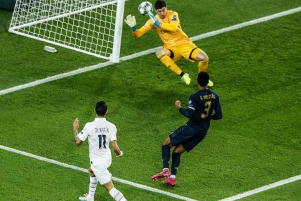 Kontra Barcelona, PSG Takkan Diperkuat Di Maria