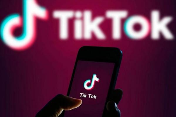 Seorang Gadis 10 Tahun Mati saat Main Tik-Tok