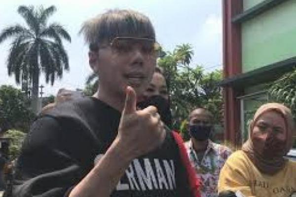 Kebahagian Roy Kiyoshi Usai Bebas Dari  Rehabilitasi Narkoba