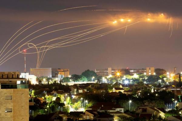 Pesawat Tempur Israel Serang Hamas di Jalur Gaza