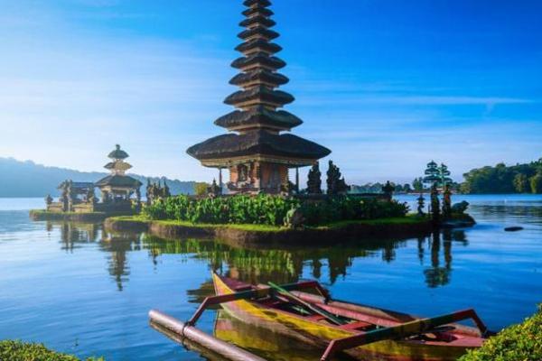 Menparekraf :  Pelaku Pariwisata Berharap Banyak Dari Libur Akhir Tahun