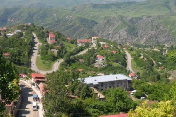 Azerbaijan: Pasukan dan Warga Armenia Harus Tinggalkan Lachin Hari Ini 