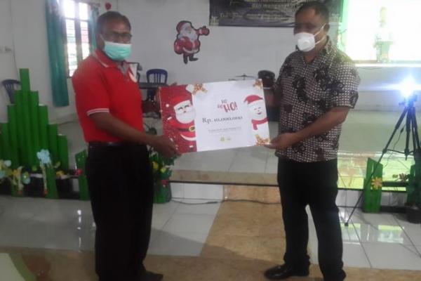 Rayakan Natal, Mentan Sumbang Rp 20 Juta Kepada PA Kasih Agape di Kupang