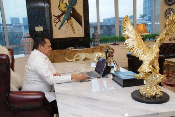 Bamsoet Apresiasi Depinas SOKSI Dirikan Posko Bantuan Korban Banjir Kalimantan Selatan 