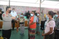 Sebulan, IRT di Besipase Hasilkan Empat Kain Tenun Ikat