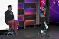 Gus Miftah ke Hasto: Kenapa Pakai Sarung? Jawabannya Filosofis