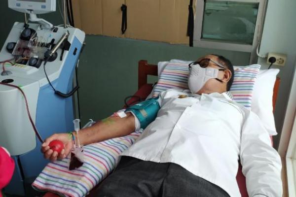 Wagub NTT Donorkan Plasma Darah Pasca Sembuh dari Covid-19