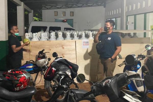 Polisi Kawal Distribusi Oksigen ke Rumah Sakit di Kupang