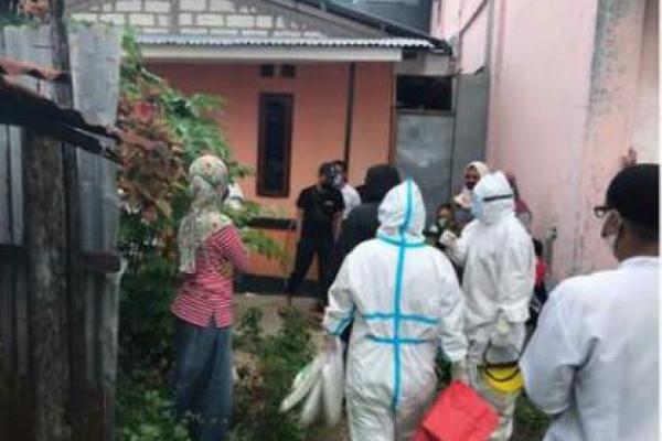 Kecewa Layanan RS TNI AD di Kupang, Keluarga Ambil Paksa Jenasah Pasien Covid-19