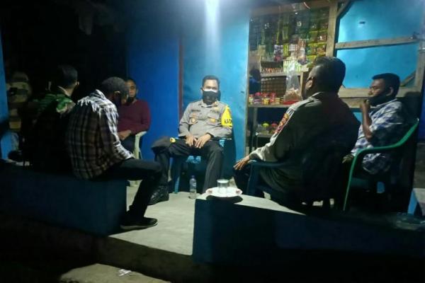 Takut Divaksin, Warga Alor Lari Sembunyi di Hutan