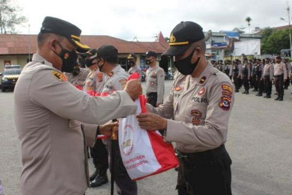 1.000 Paket Sembako Bantuan Presiden Didistribusikan ke Masyarakat Terdampak Covid-19