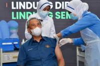 Mulai Program Imunisasi Nasional, PM Malaysia Terima Dosis Pertama Vaksin BioNTech