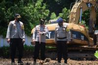  Kapolda NTT Pantau Langsung Pembangunan Asrama Brimob di Labuan Bajo