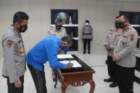 Polda NTT Gandeng SLBN Latih Anggota Polri Bahasa Isyarat Disabilitas