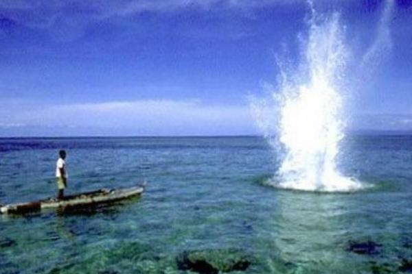 Tangkap Ikan Pakai Zat Beracun, Boat dan Empat ABK Diamankan Satpolairud Polres Alor