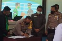 Polres Kupang Kota Kirim SIM dan SKCK Pakai Sistem Grabexpress