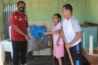  Pasutri Disabilitas di Kupang Dapat Bantuan dari Anggota Polres Kupang Kota