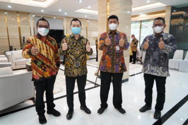 Borong HoKi, Kalbis Institute Kembali Torehkan Prestasi di Tanah Air