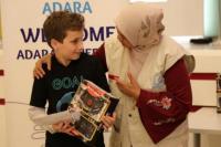 Adara Berikan Bantuan Langsung ke Pengungsi Palestina