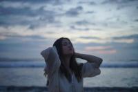 Rindu Tak Berujung Ala Tiara Effendy di Single Memudar