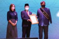 Gol A Gong Gantikan Najwa Shibab Jadi Duta Baca Indonesia