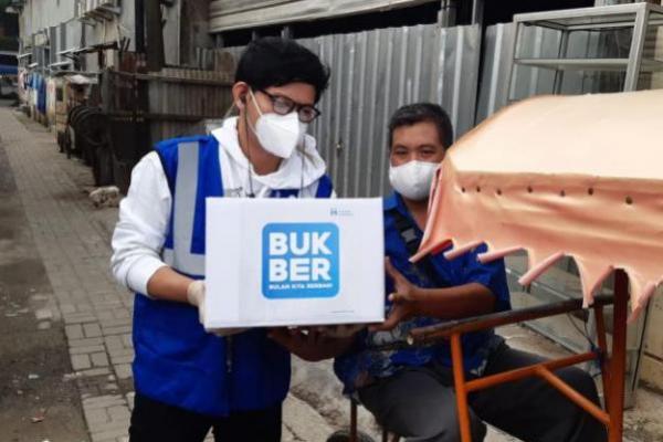 Human Initiative Bersama Andi Arsyil Bagikan Paket Bingkisan Ramadan