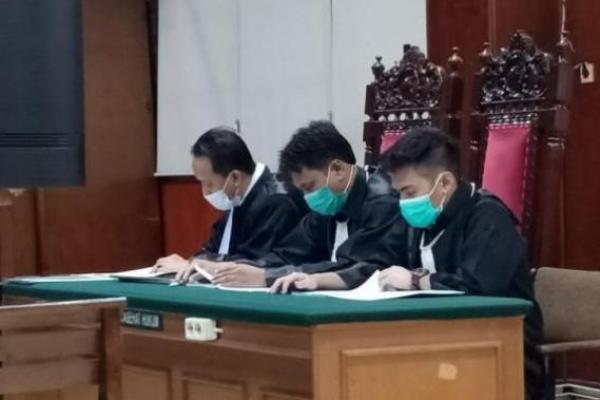 Ajukan Eksepsi, Ini Alasan Penasehat WNI Korban Pemukulan WNA!