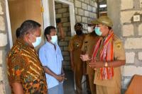 Wali Kota Kupang Serahkan Rumah Layak Huni Program Bedah Rumah