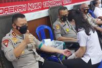 Jelang HUT Polri, Polda NTT dan Bhayangkari Sumbang 88 Kantong Darah