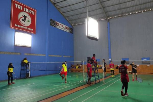 Cetak Atlet Bulutangkis, PB Reformasi Kota Kupang Datangkan Pelatih Nasional