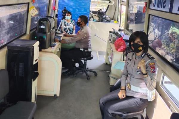 Lantas Polres Kupang Kota Layani Perpanjangan SIM Bonus Gratis Vaksin Covid-19