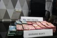 Kejari Manggarai Sita Uang Rp 441 Juta Kasus Korupsi Dana BOS SMPN Reok