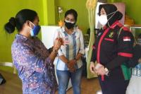Gairahkan Geliat Ekonomi UMKM, Kapolda NTT Borong Makanan dari Warung Kecil