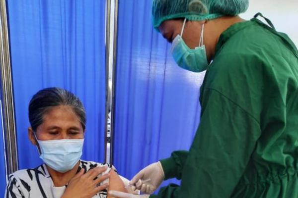 Kota Kupang Tertinggi Cakupan Vaksinasi Covid-19 di NTT