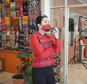 Inovasi YBL Ganti Polybag Plastik dengan Polybag Serat Alam