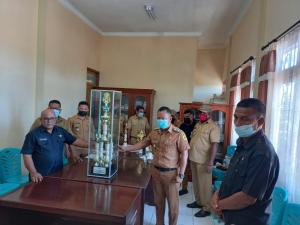 Oesapa Barat Juara 1 Lomba Kebersihan Antar Kelurahan Tahun 2021