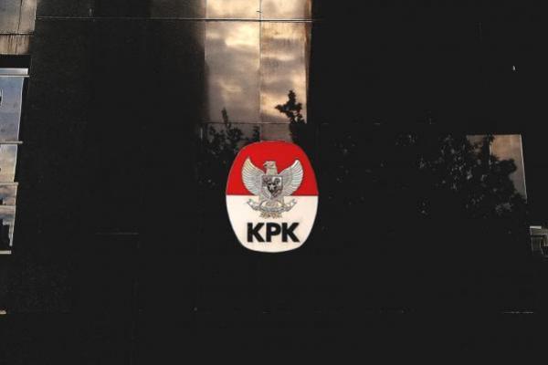 Dikabarkan Kena OTT KPK, Kekayaan Bupati Probolinggo Mencapai Rp10 Miliar