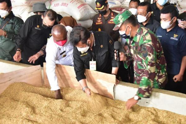 Mentan Syahrul Bertekad Tingkatkan Kualitas RMU Merauke agar Berdaya Saing Ekspor 