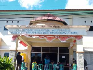Dukcapil Manggarai Bebaskan Biaya Pengurusan Dokumen Kependudukan