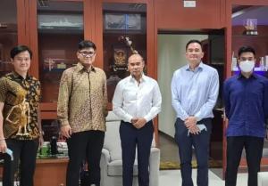   Gubernur NTT Dukung Pembangunan PLTS Pulau Sumba