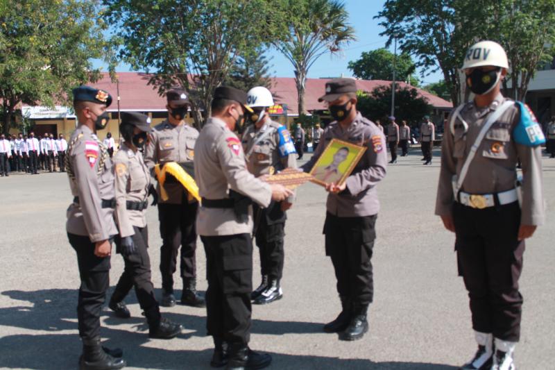  Kapolda NTT Pecat 13 Anggota Polri karena Disersi, Kekerasan dan Persetubuhan Anak