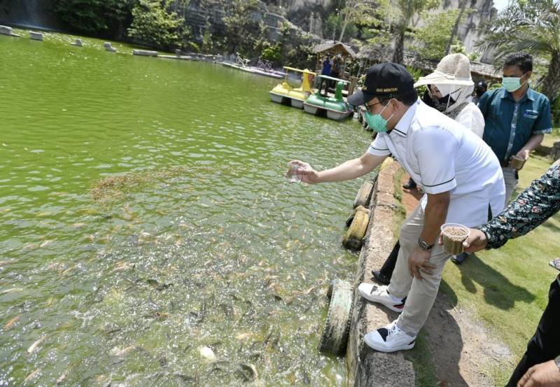 Kunjungi Wisata Setigi di Sekapuk, Gus Menteri: Inilah yang Saya Inginkan