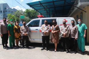  RS Bhayangkara Kupang dapat Hibah Satu Unit Mobil Ambulance