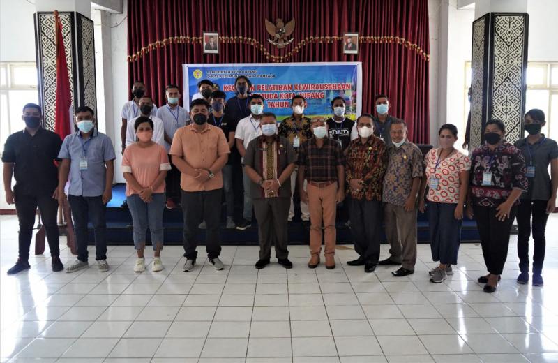 Sekda Minta Pemuda Kota Kupang Manfaatkan Teknologi untuk Pengembangan Usaha
