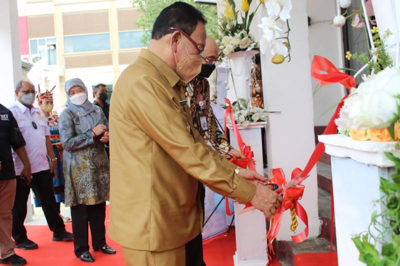 Pemkab Kupang Beri Ijin Pinjam Pakai Tanah dan Bangunan Kepada BKN 