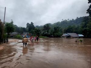 Banjir Rendam  Rumah Warga Dua Desa di Sumba, Tim SAR Siaga di Lokasi Bencana