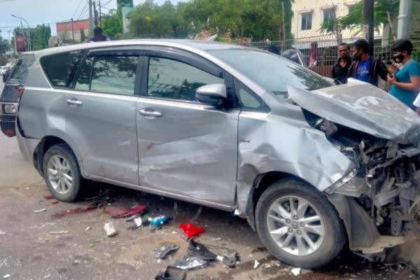 Buntut Tabrakan Beruntun di Kota Kupang, Sopir Mikrolet Jalani Perawatan Tradisional
