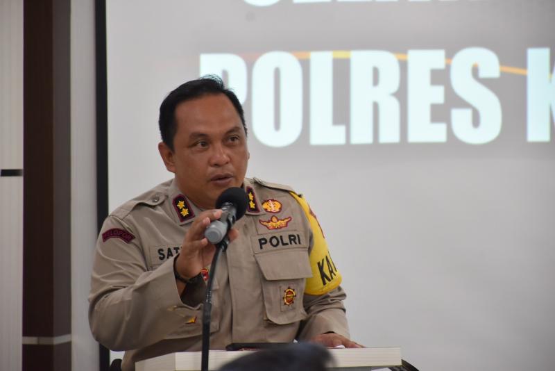 Polres Kupang Kota Layani Vaksin bagi Penerima BTPKLWN 