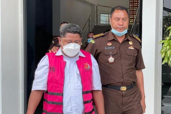  Panitia Lelang MBR di Kabupaten Kupang Terima Suap Rp 1 Miliar Ditahan Kejati NTT