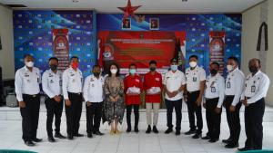 Wali Kota Kupang dan Anggota DPD RI Berbagi Kasih dengan Warga Binaan di Lapas